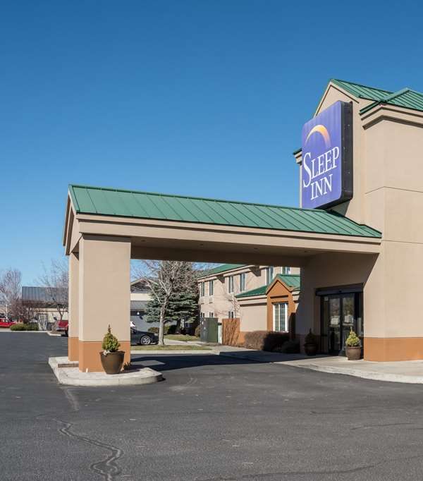 Sleep Inn Bend Crossroads Plaza - Bend, OR