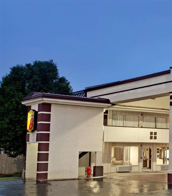 Super 8 By Wyndham Oklahoma/frontier City - Edmond, OK