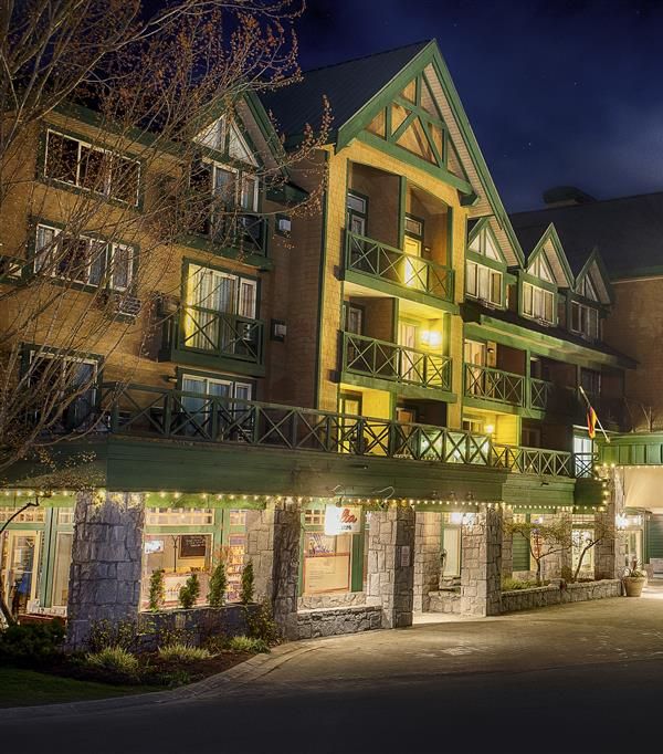 Pinnacle Hotel Whistler Village - 휘슬러