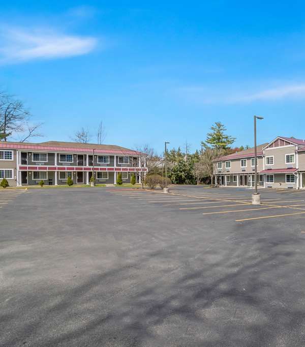 Quality Inn Queensbury - Lake George Area - Glens Falls, NY