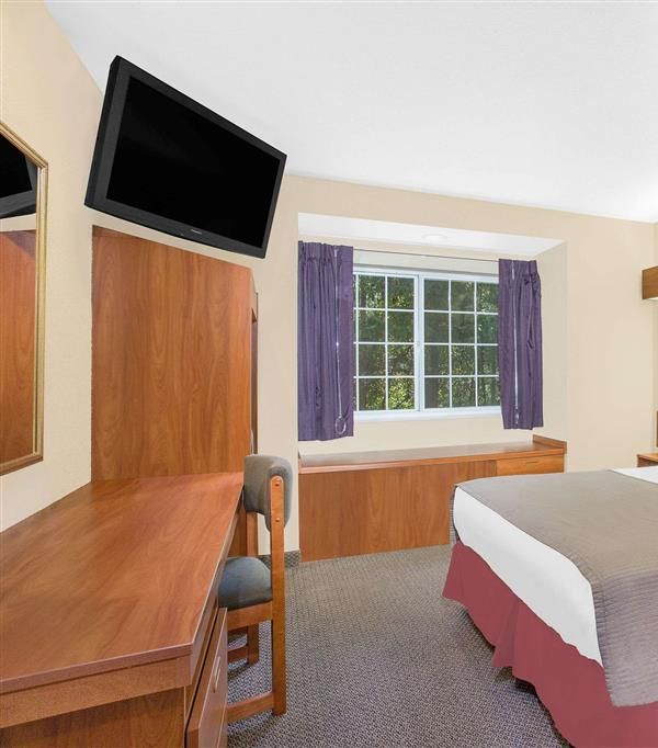Microtel Inn & Suites By Wyndham Beckley East - Beckley, WV
