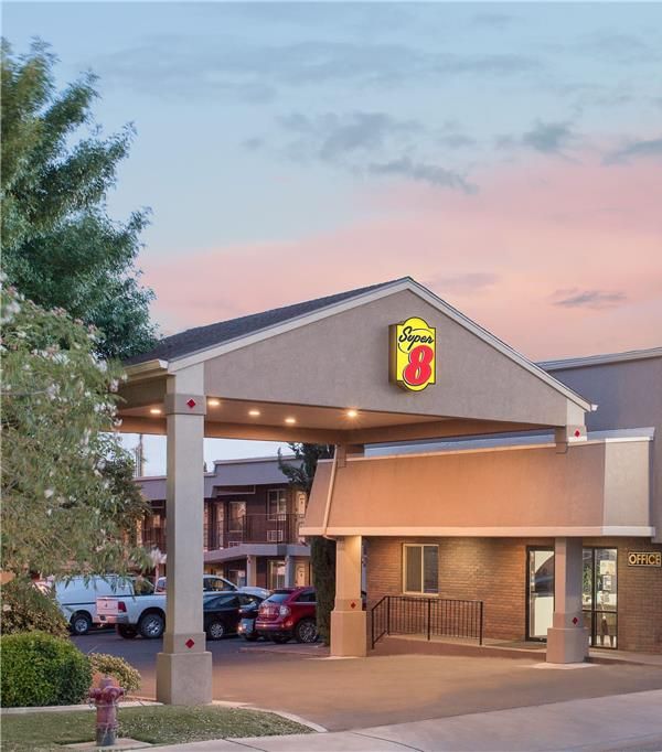 Super 8 By Wyndham St. George Ut - St. George, UT