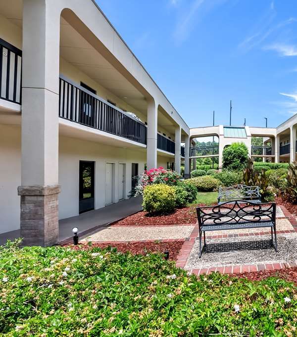 Surestay Plus By Best Western Southern Pines Pinehurst - Southern Pines, NC
