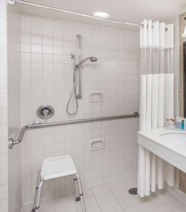 Wingate By Wyndham Peoria - Peoria, IL