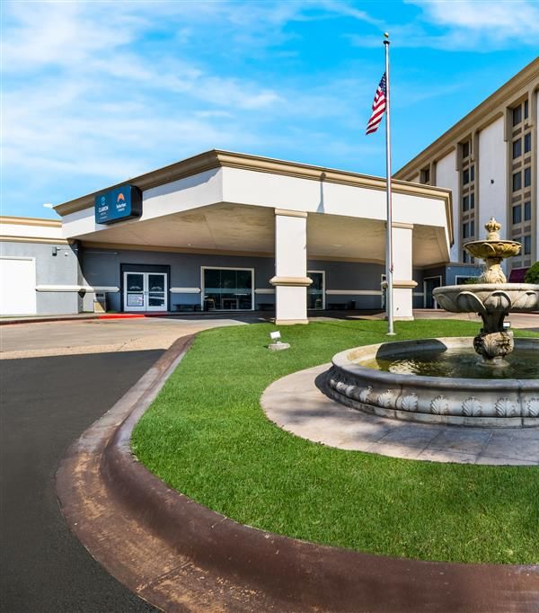 Clarion Hotel San Angelo Near Convention Center - San Angelo, TX