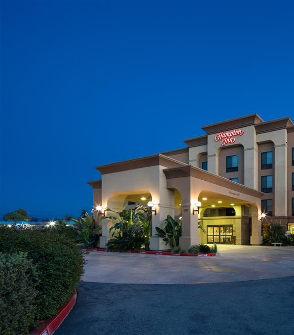 Hampton Inn Visalia - Visalia, CA