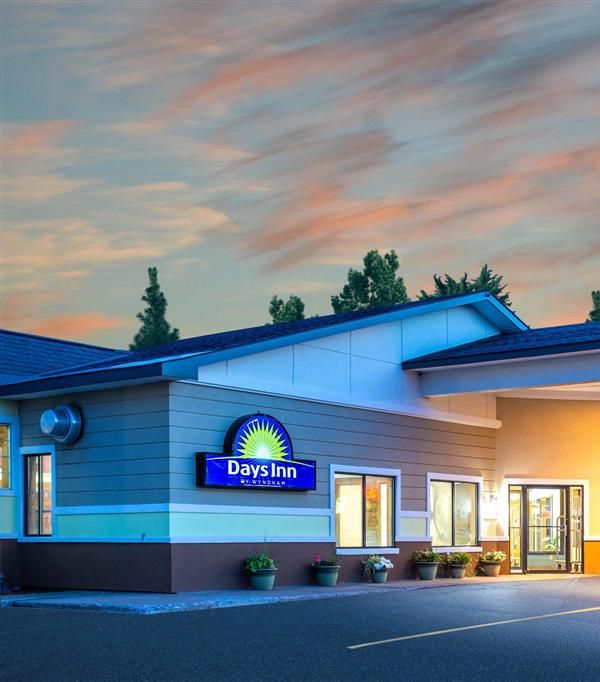 Days Inn By Wyndham Marquette - Marquette, MI