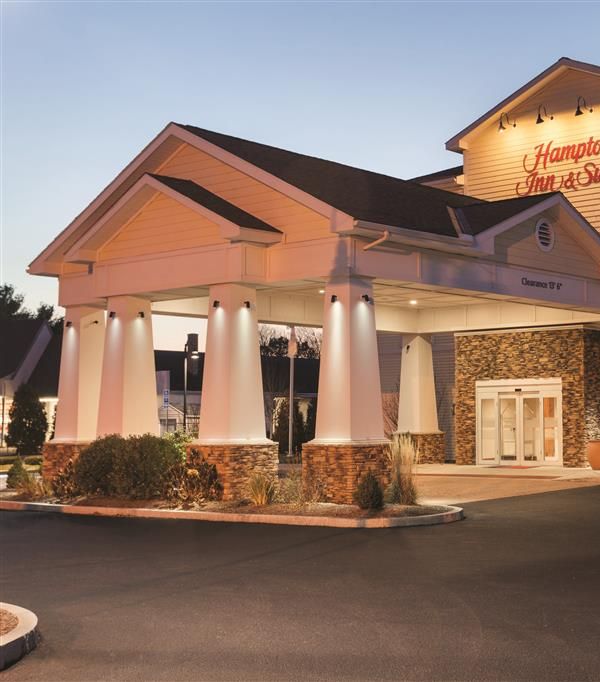 Hampton Inn & Suites Mystic - Westerly, RI