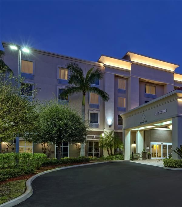 Hampton Inn & Suites Stuart-north - Stuart, FL
