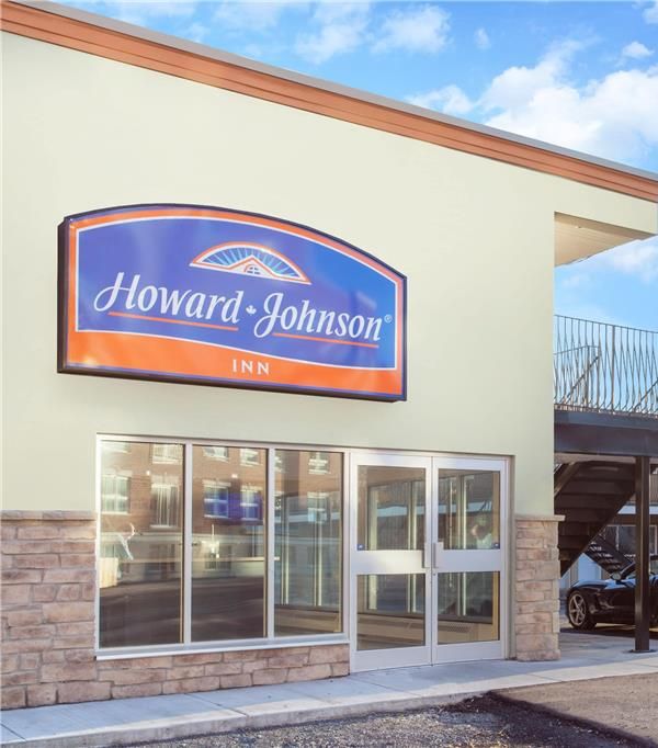Howard Johnson By Wyndham Kingston - Kingston