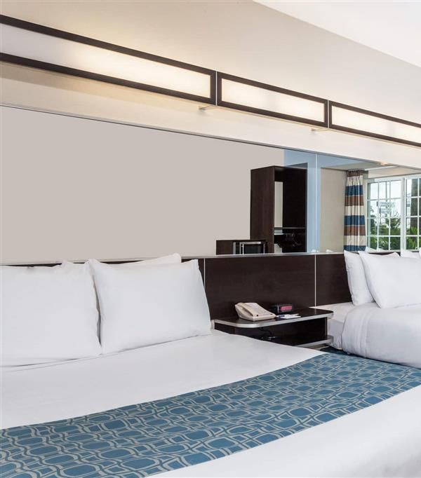 Microtel Inn & Suites By Wyndham Spring Hill/weeki Wachee - Spring Hill