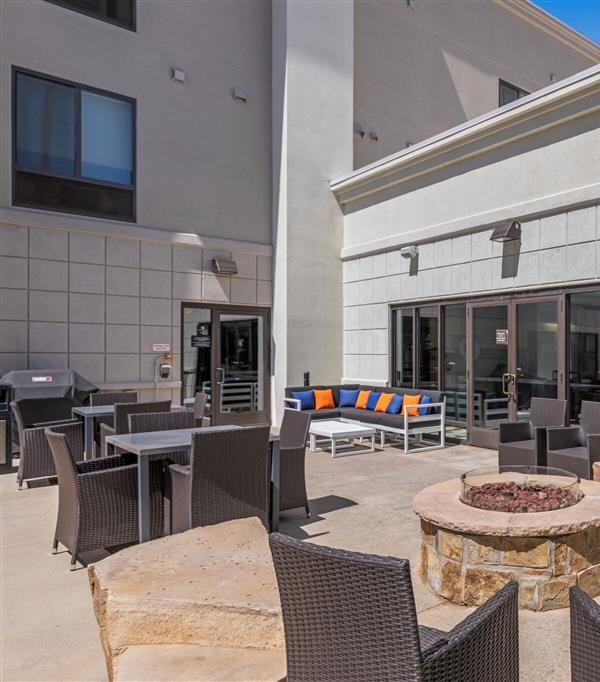 Hampton Inn & Suites Greeley - Greeley, CO