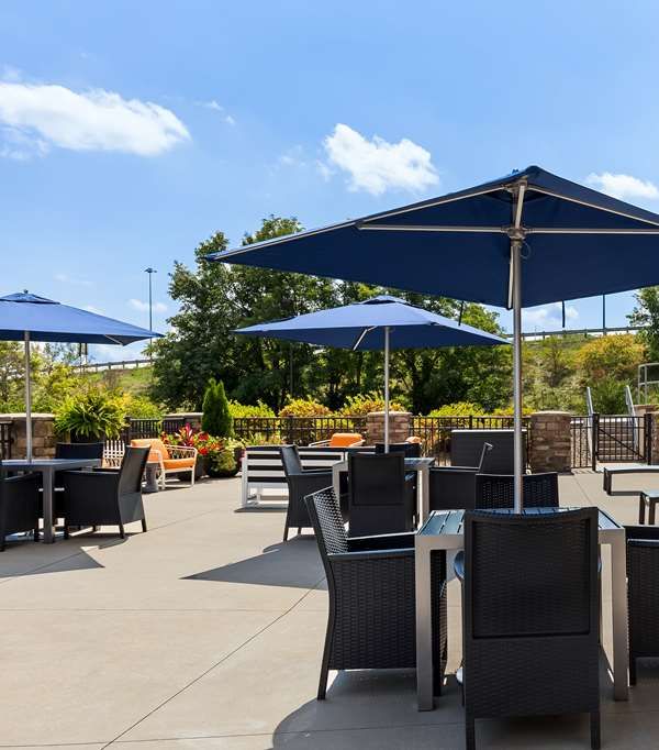 Hampton Inn & Suites Canton - Canton, OH