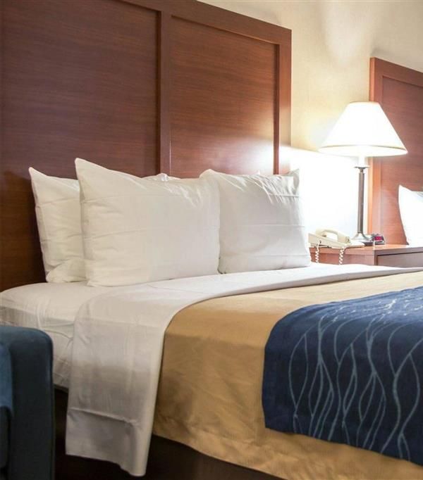 Wingate By Wyndham Anchorage Downtown/ship Creek - Anchorage, AK