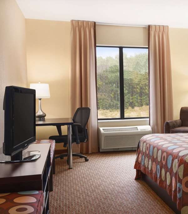 Super 8 By Wyndham Pennsville/wilmington - Wilmington, DE