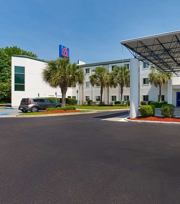Motel 6 Columbia East - Columbia, SC