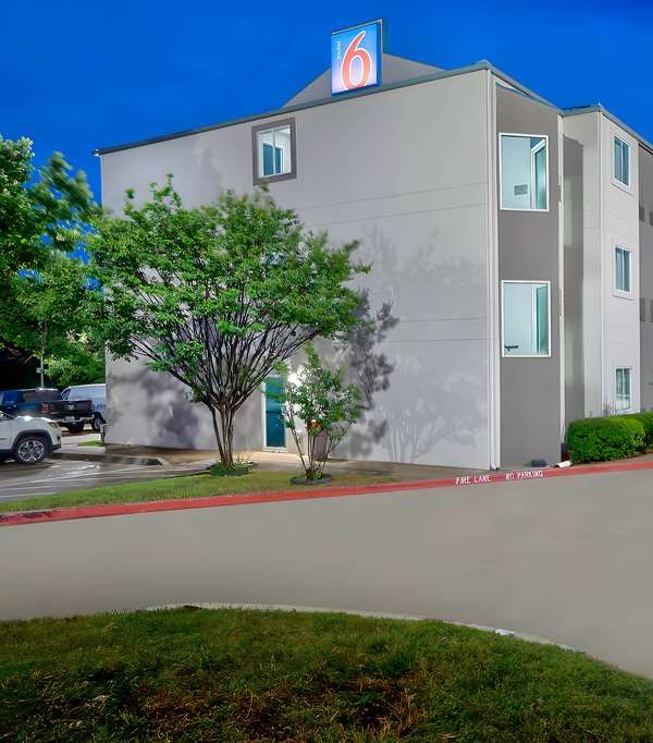 Motel 6 Ft Worth - Benbrook - Fort Worth, TX
