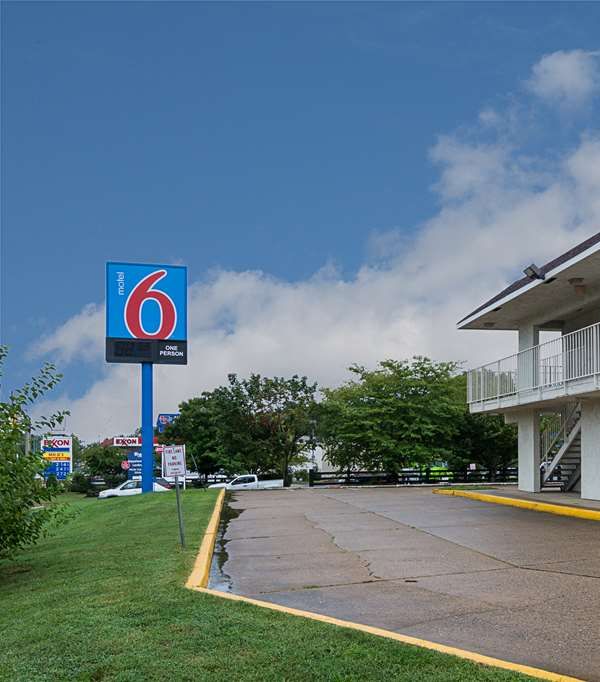 Motel 6 Fredericksburg - 버지니아