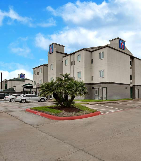 Motel 6 Pharr - McAllen, TX