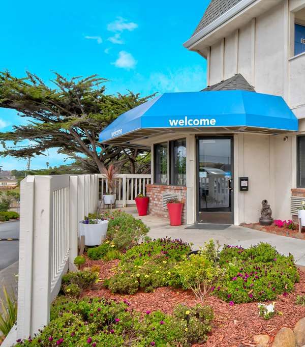 Motel 6 Monterey - Marina - Marina, CA