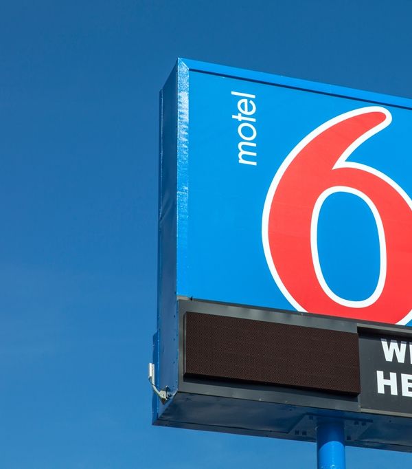 Motel 6 Phoenix Airport - 피닉스