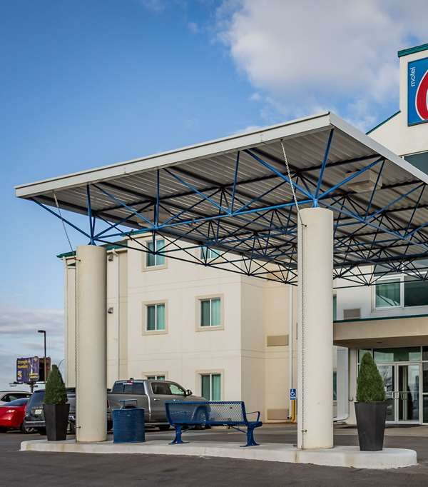 Motel 6 Saskatoon Sk - Saskatchewan