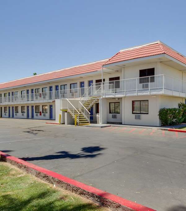 Motel 6 Phoenix Tempe-broadway-asu - 피닉스