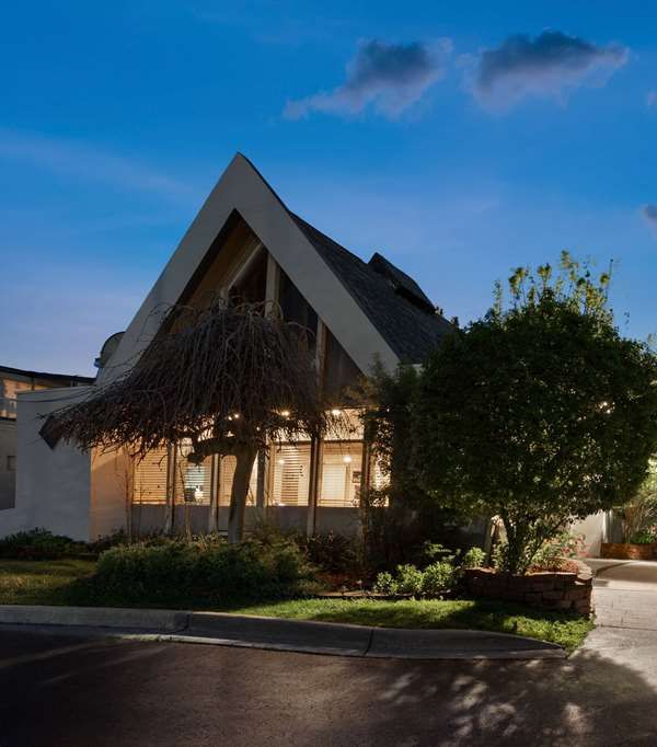 Days Inn By Wyndham Ann Arbor - Ann Arbor, MI
