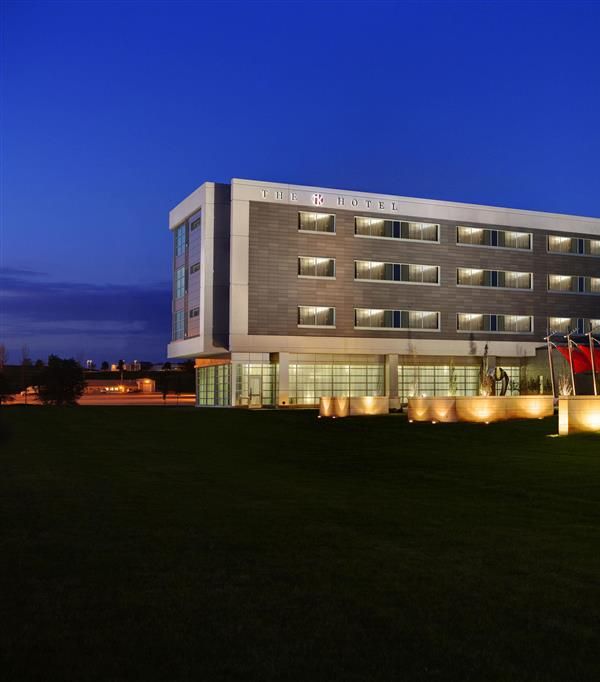 The Hotel At Kirkwood Center Cedar Rapids - Cedar Rapids, IA