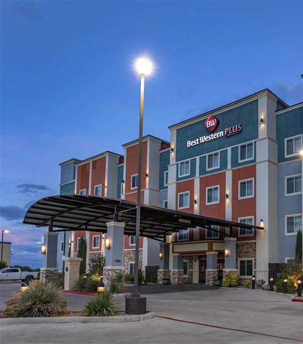Best Western Plus North Odessa Inn & Suites - 오데사