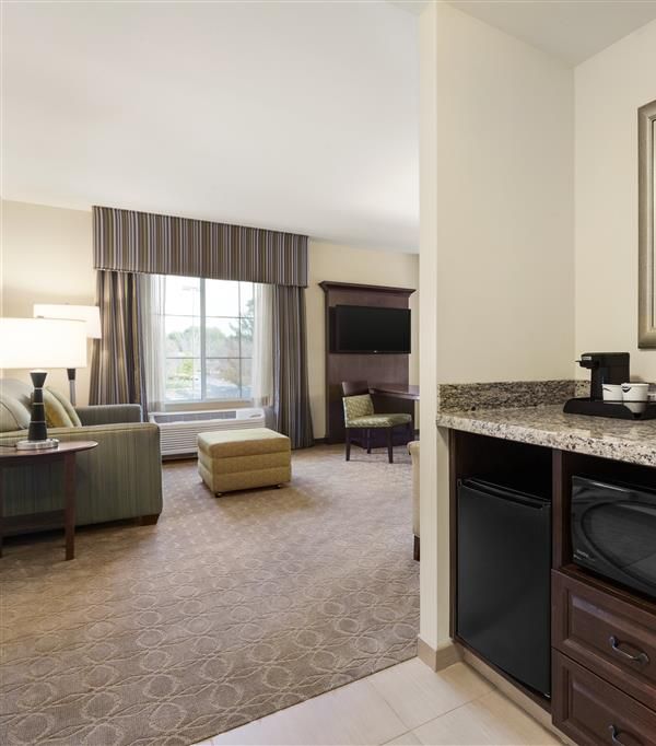 Hampton Inn & Suites San Bernardino - Redlands, CA
