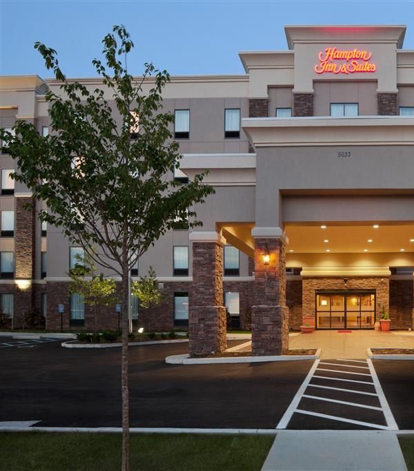Hampton Inn & Suites Roanoke Airport - Roanoke, VA