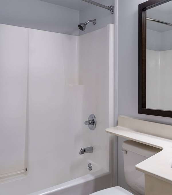 Travelodge Suites By Wyndham Saint John - Saint John