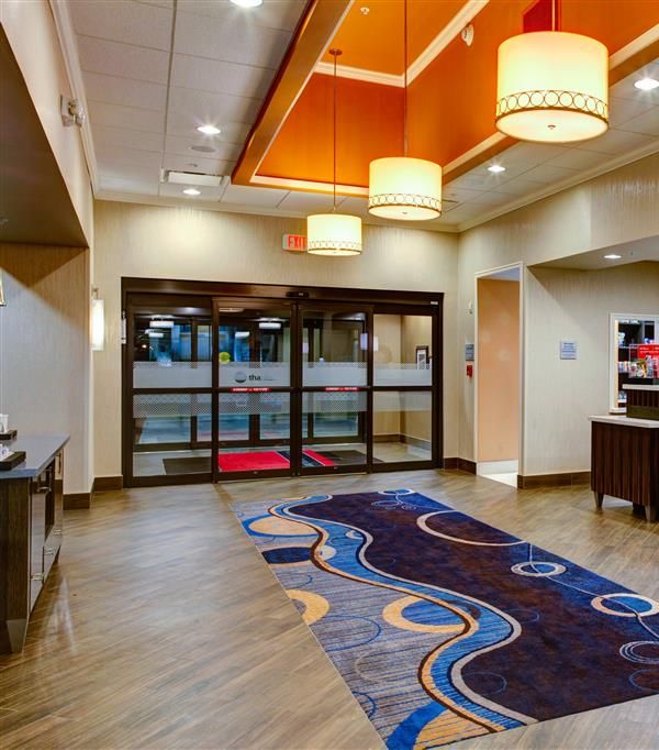 Hampton Inn & Suites Columbus - Columbus, MS