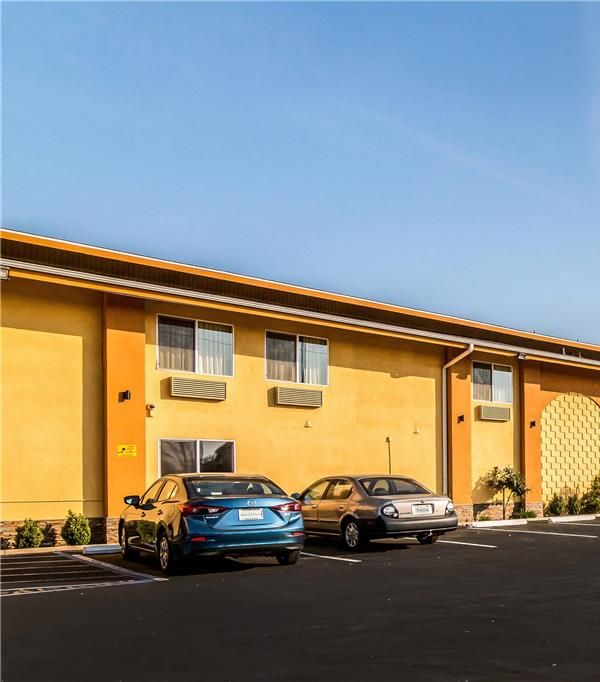 Quality Inn And Suites Near Downtown Bakersfield - Bakersfield, CA