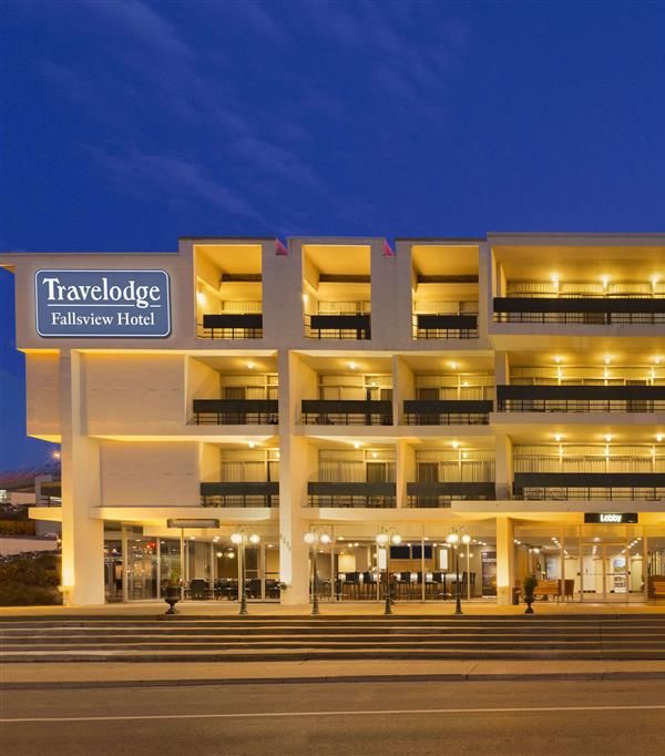 Travelodge By Wyndham Niagara Falls Fallsview - Niagara Falls