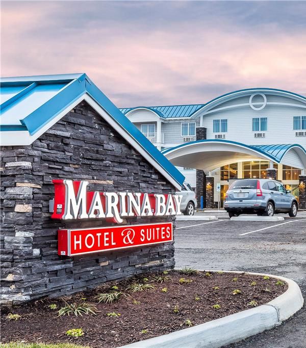 Marina Bay Hotel & Suites An Ascend Collection Hotel - Chincoteague, VA
