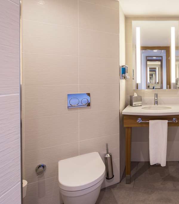 Hampton By Hilton Istanbul Kurtkoy - Sultanbeyli