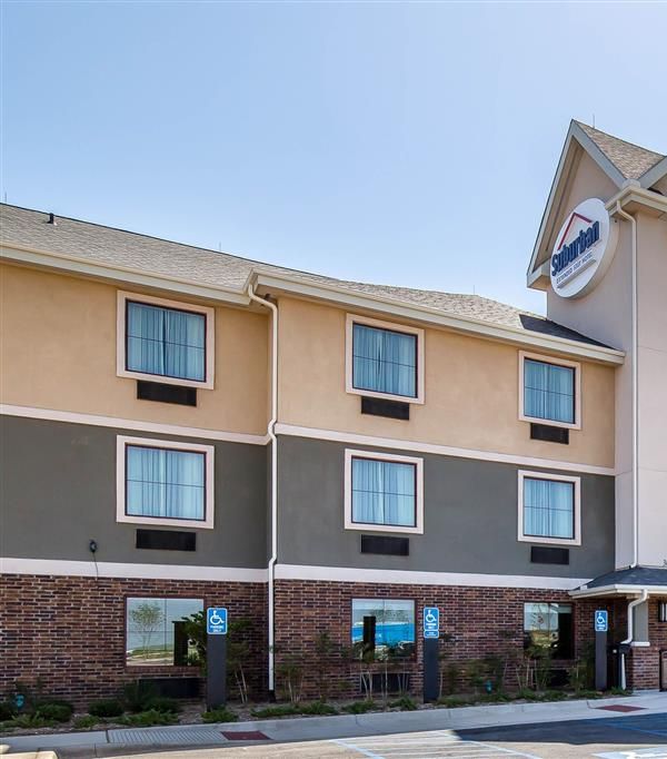 Suburban Studios Midland I-20 - Midland, TX