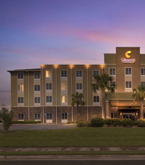 Comfort Inn & Suites Valdosta I-75 - Valdosta, GA