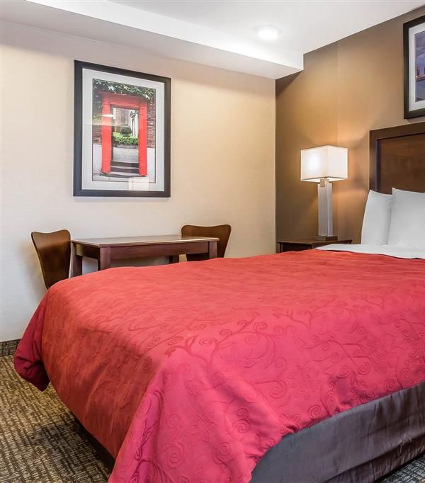 Rodeway Inn Chicago-evanston - Evanston, IL