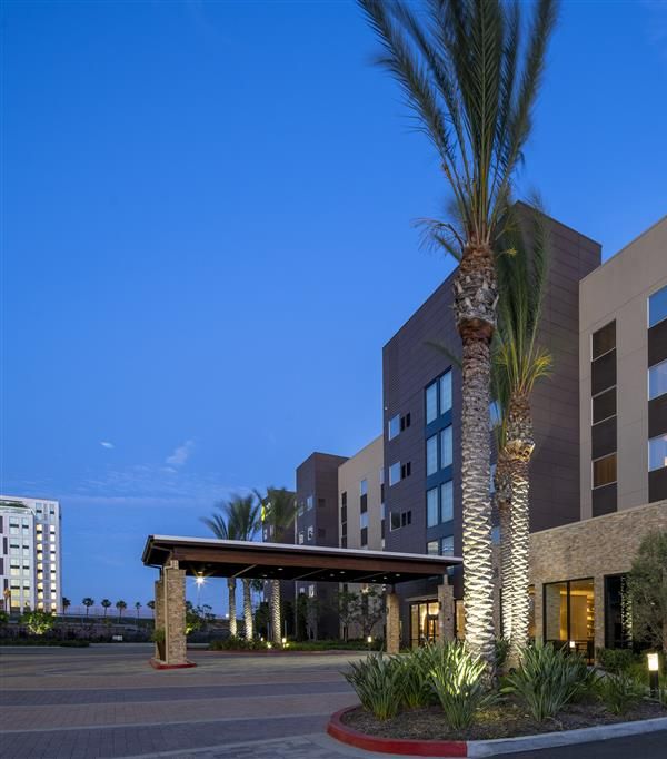 Suncoast Park Hotel Anaheim Resort Tapestry By Hilton Tapestry Collection By Hilton - Orange County, CA