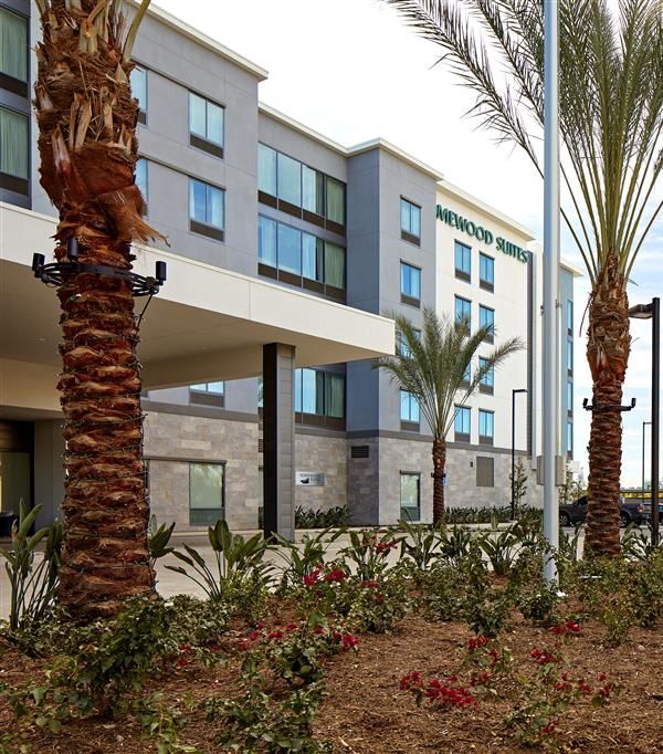 Hampton Inn Long Beach Airport - Long Beach, CA