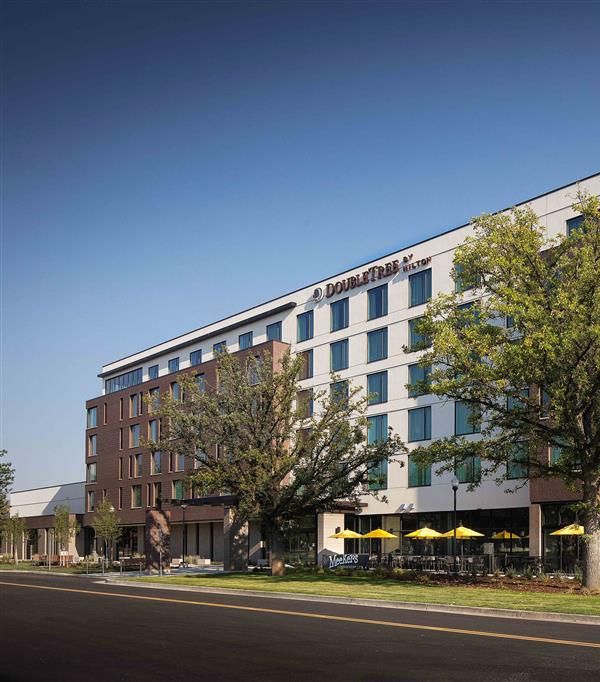 Doubletree By Hilton Greeley At Lincoln Park - Greeley, CO