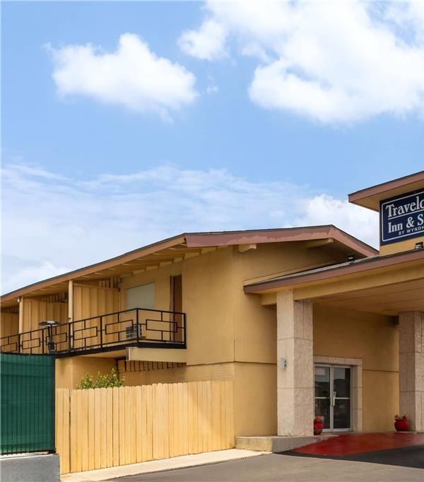 Travelodge By Wyndham New Braunfels - New Braunfels, TX