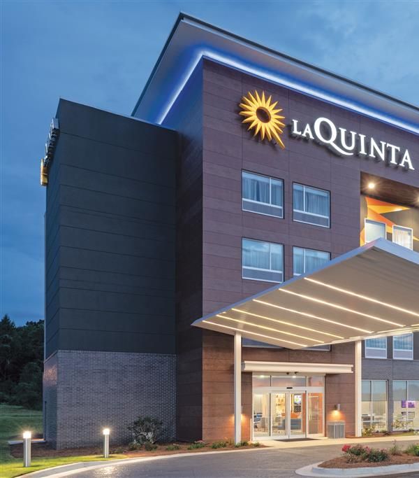 La Quinta Inn & Suites By Wyndham Opelika Auburn - 앨라배마