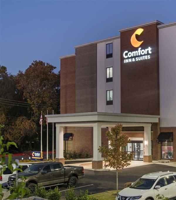 Comfort Inn & Suites Downtown Near University - Tuscaloosa, AL