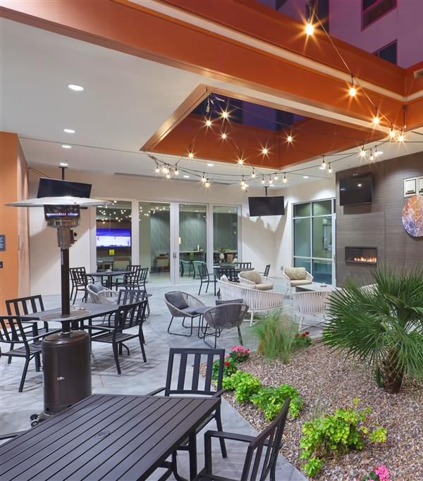Hilton Garden Inn Chandler Downtown - Chandler, AZ