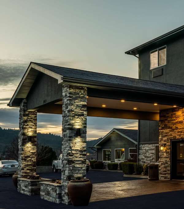 La Quinta Inn & Suites By Wyndham Grants Pass - Grants Pass, OR