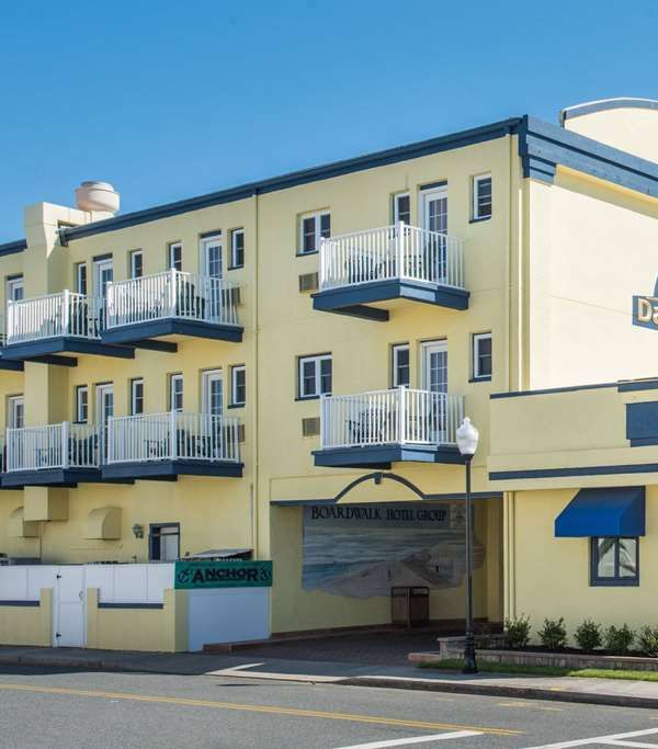 Days Inn By Wyndham Ocean City Oceanfront - Ocean City, MD